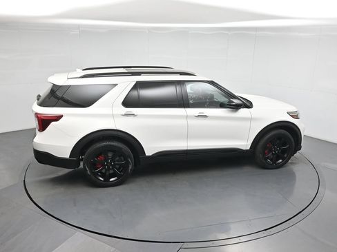 Certified 2023 Ford Explorer ST w/ Equipment Group 401A AWD/4WD image 37