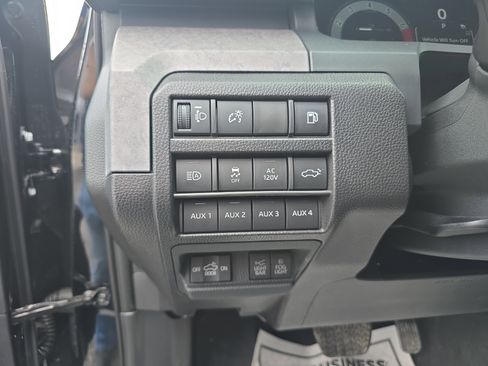 Used 2025 Toyota Tacoma 4x4 Double Cab Hybrid w/ Tow Tech Package image 19