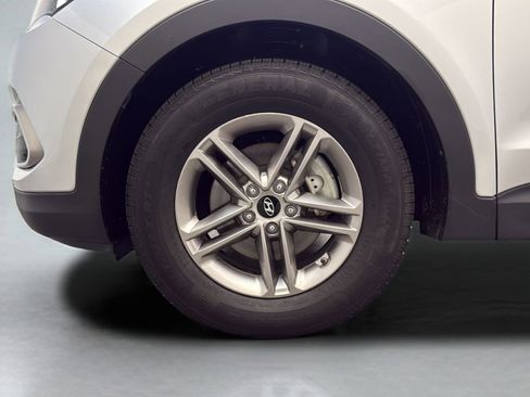 Used 2018 Hyundai Santa Fe Sport AWD/4WD image 30
