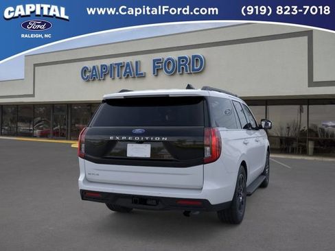 New 2026 Ford Expedition Active AWD/4WD image 8