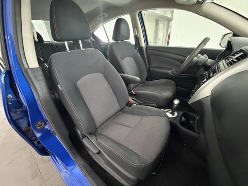 Used 2016 Nissan Versa SV w/ SV Appearance Package FWD image 15