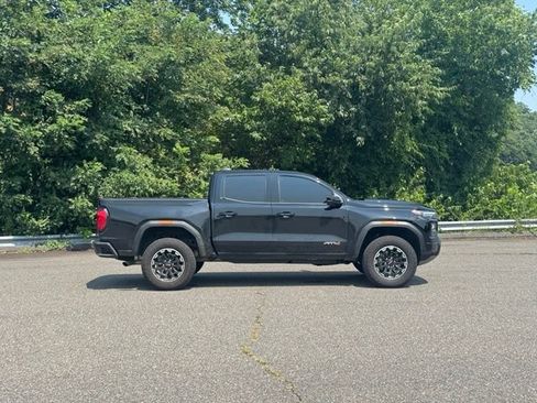 Used 2026 GMC Canyon AT4 w/ Technology Plus Package AWD/4WD image 8
