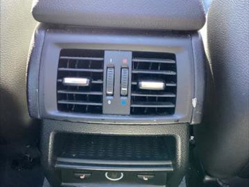 Used 2017 BMW X3 xDrive28i image 32