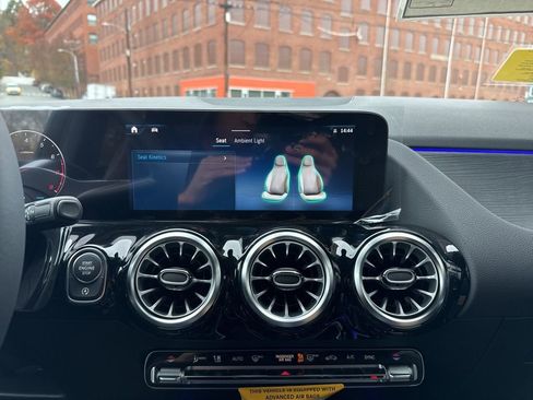 New 2026 Mercedes-Benz GLA 250 4MATIC image 31