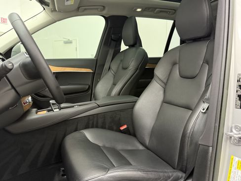 Certified 2023 Volvo XC90 B6 Plus w/ Protection Package Premier AWD/4WD image 24