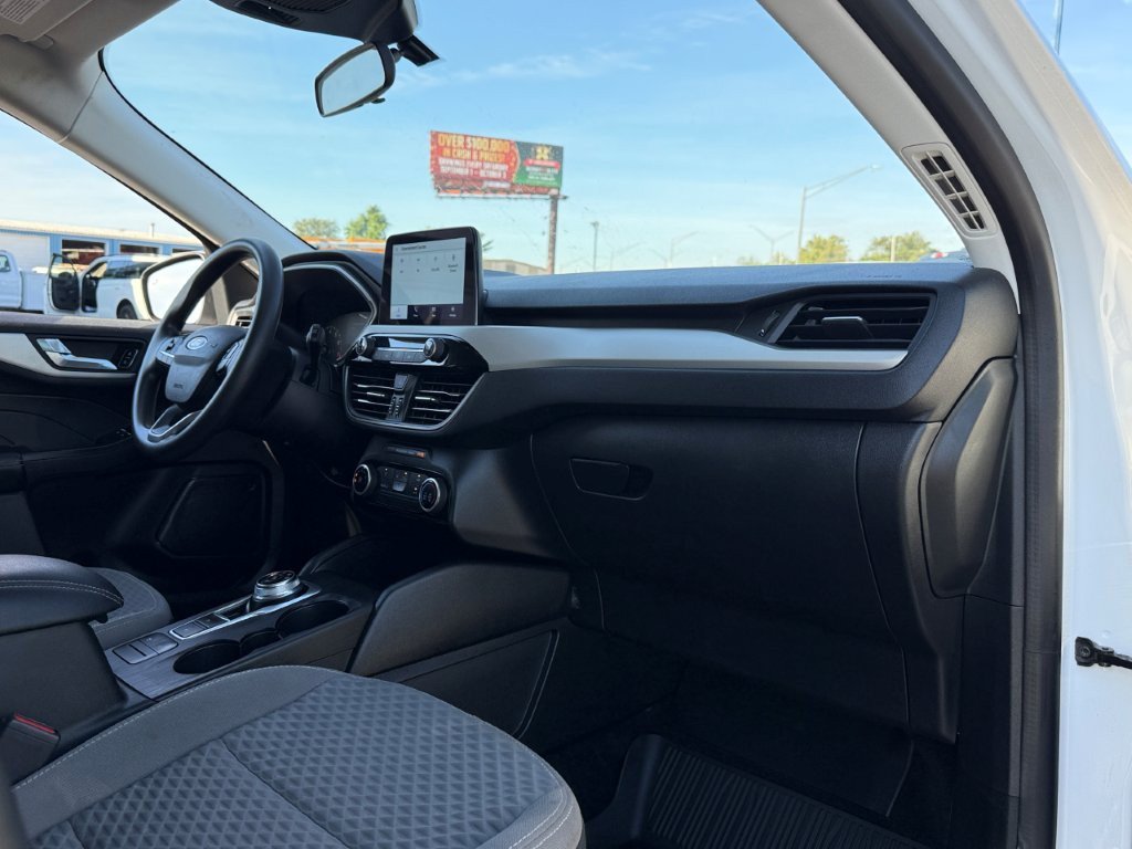 Used 2021 Ford Escape SE FWD image 21