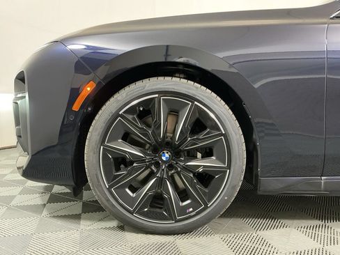 New 2026 BMW 740i RWD image 2