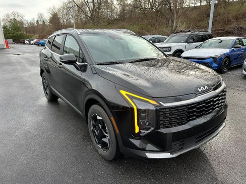 New 2026 Kia Sportage EX AWD/4WD image 3