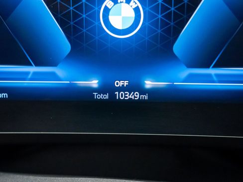 Certified 2025 BMW X2 xDrive28i w/ Premium Package image 21