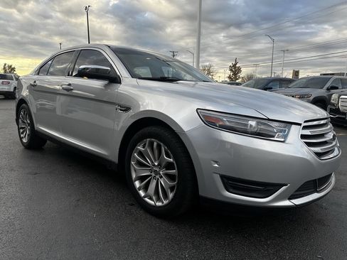 Used 2013 Ford Taurus Limited image 8