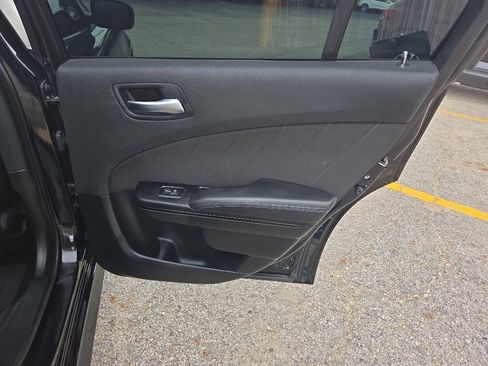 Used 2023 Dodge Charger R/T w/ Blacktop Package RWD image 17