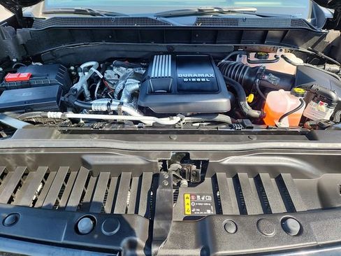 Certified 2024 Chevrolet Silverado 1500 High Country AWD/4WD image 28