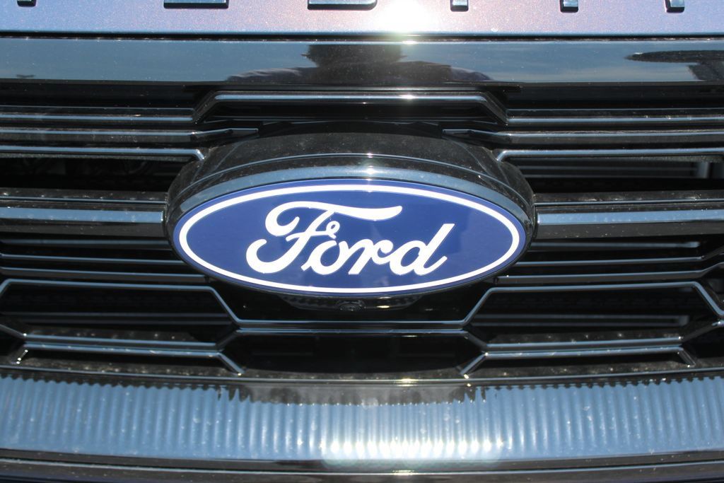 New 2027 Ford Expedition Max Platinum AWD/4WD image 9