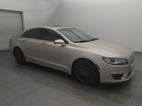 Used 2017 Lincoln MKZ Reserve image 11