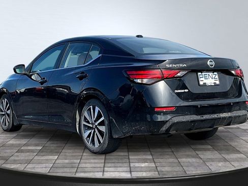 Used 2021 Nissan Sentra SV w/ SV Premium Package FWD image 4
