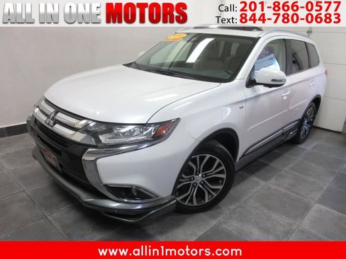 Used 2018 Mitsubishi Outlander GT AWD/4WD image 1