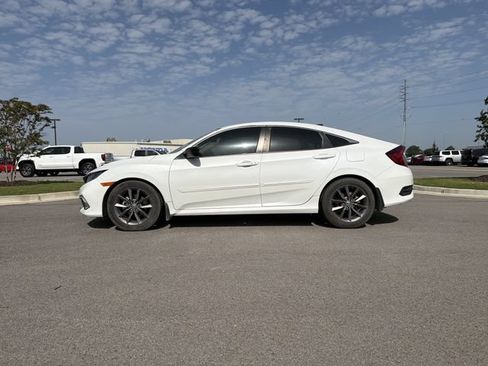 Used 2020 Honda Civic EX-L image 2