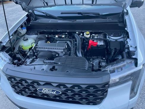 New 2026 Ford Maverick Lariat AWD/4WD image 5