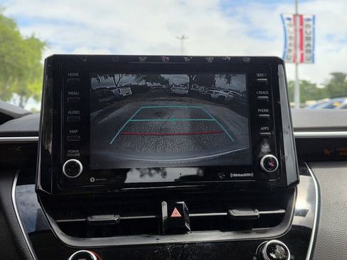 Used 2022 Toyota Corolla LE FWD image 19