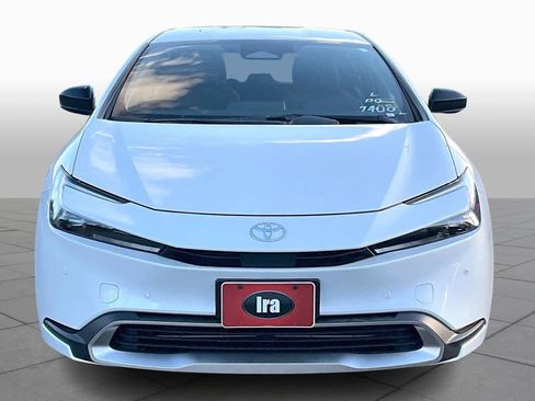 New 2026 Toyota Prius Plug-In Hybrid image 3