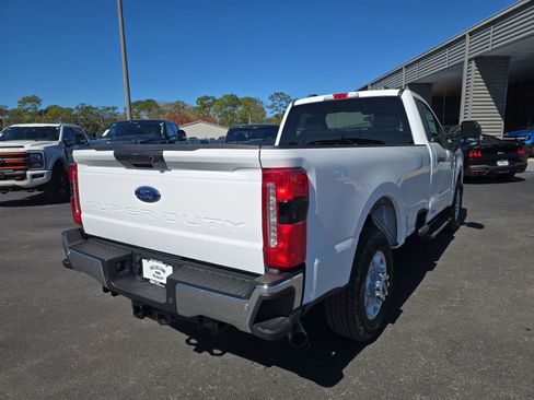 New 2026 Ford F350 XLT w/ 360-Degree Camera Package RWD image 4