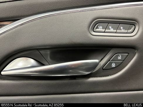 Used 2021 Cadillac Escalade ESV Premium Luxury w/ Driver Assist Tech Package AWD/4WD image 15