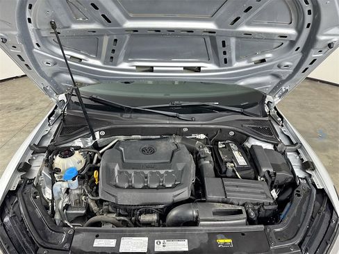 Used 2018 Volkswagen Passat 2.0T S image 28