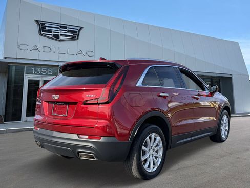 Certified 2023 Cadillac XT4 Luxury w/ Cold Weather Package AWD/4WD image 9