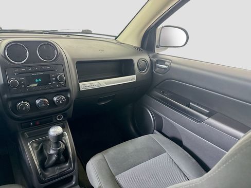 Used 2017 Jeep Compass Sport w/ Power Value Group image 16