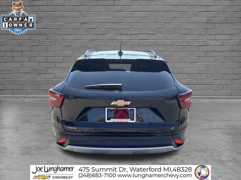 Used 2024 Chevrolet Trax LT w/ Driver Confidence Package FWD image 4