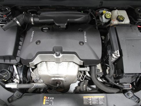 Used 2014 Chevrolet Malibu LS image 16