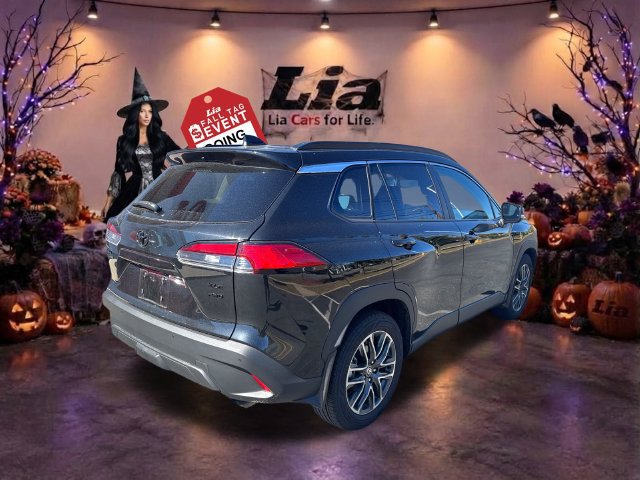 Used 2026 Toyota Corolla Cross XLE w/ Convenience Package AWD/4WD image 3