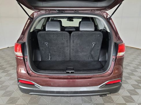 Used 2017 Kia Sorento AWD w/ LX Convenience Package image 29