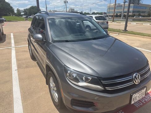 Used 2016 Volkswagen Tiguan S FWD image 14