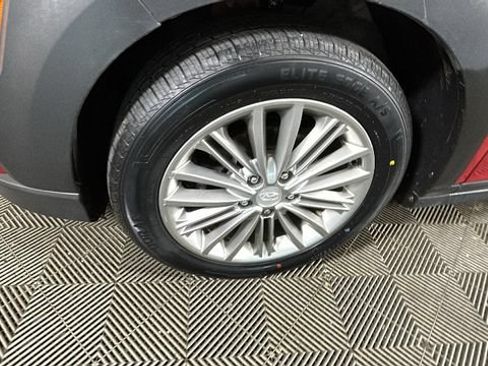 Used 2018 Hyundai Kona SEL FWD image 9