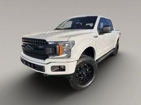 Used 2019 Ford F150 XLT w/ Equipment Group 302A Luxury AWD/4WD image 16