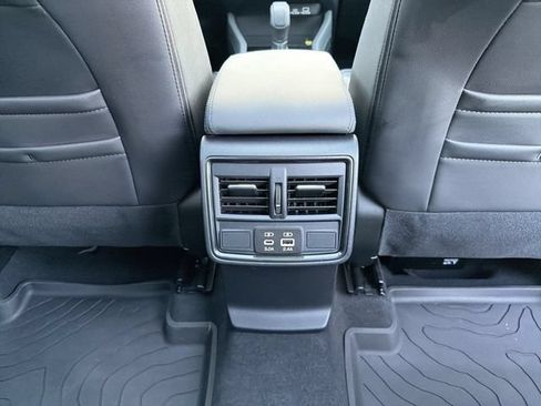 Used 2025 Subaru Forester Limited w/ Popular Package #2 AWD/4WD image 21
