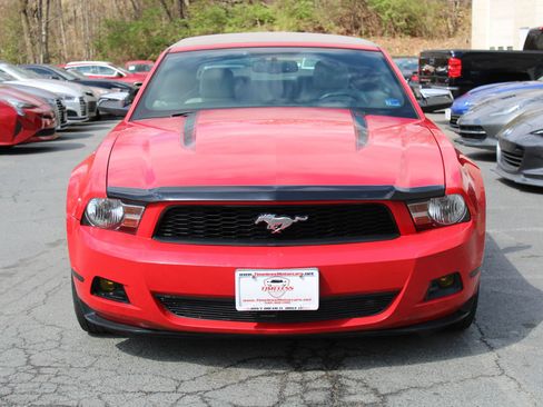 Used 2010 Ford Mustang GT RWD image 3