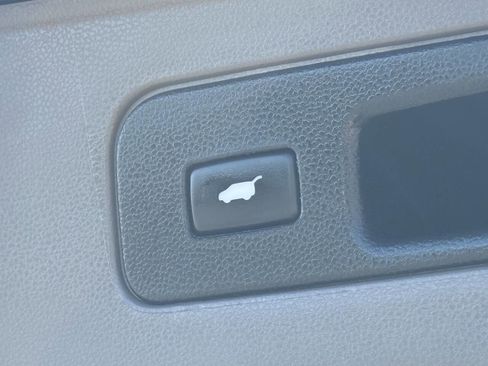 Used 2014 Honda Odyssey Touring Elite image 15