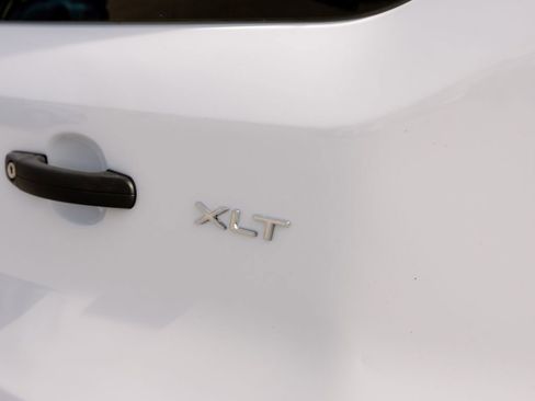 Used 2024 Ford Transit 350 XLT RWD image 9