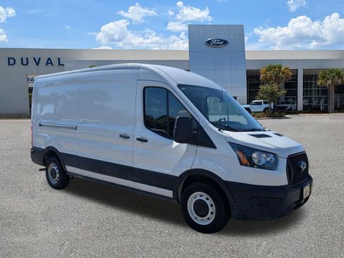 Used 2024 Ford Transit 250 148 Medium Roof RWD image 2