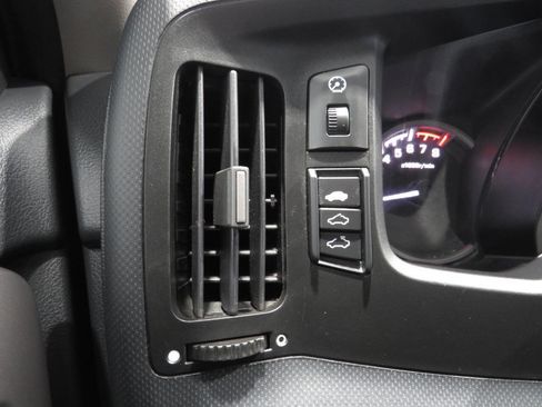 Used 2014 Honda Ridgeline SE image 19