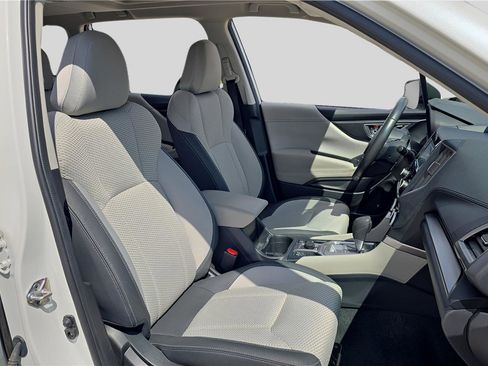 Used 2023 Subaru Forester Premium image 14