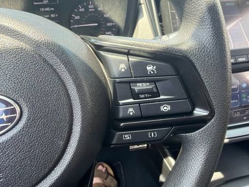 Used 2024 Subaru Crosstrek 2.0i AWD/4WD image 13