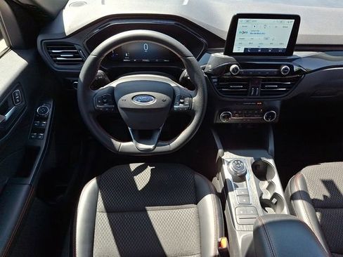 Used 2025 Ford Escape ST-Line AWD/4WD image 11