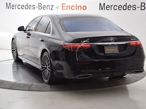 Used 2022 Mercedes-Benz S 500 4MATIC image 4