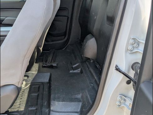 Used 2018 Chevrolet Colorado W/T w/ WT Convenience Package image 15