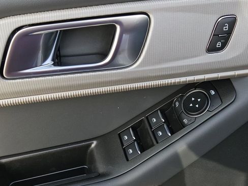 New 2026 Ford Explorer Active w/ Active Comfort Package image 25