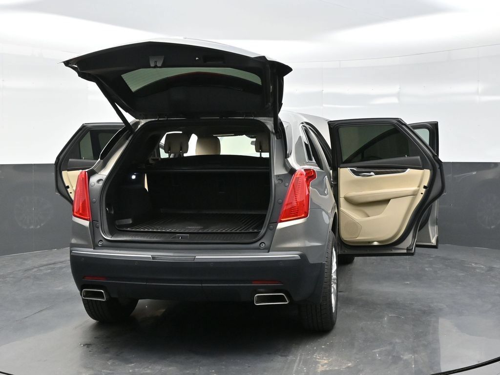 Used 2019 Cadillac XT5 AWD image 47