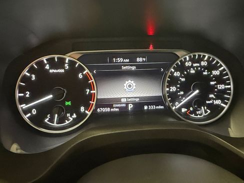 Used 2024 Nissan Rogue S FWD image 19